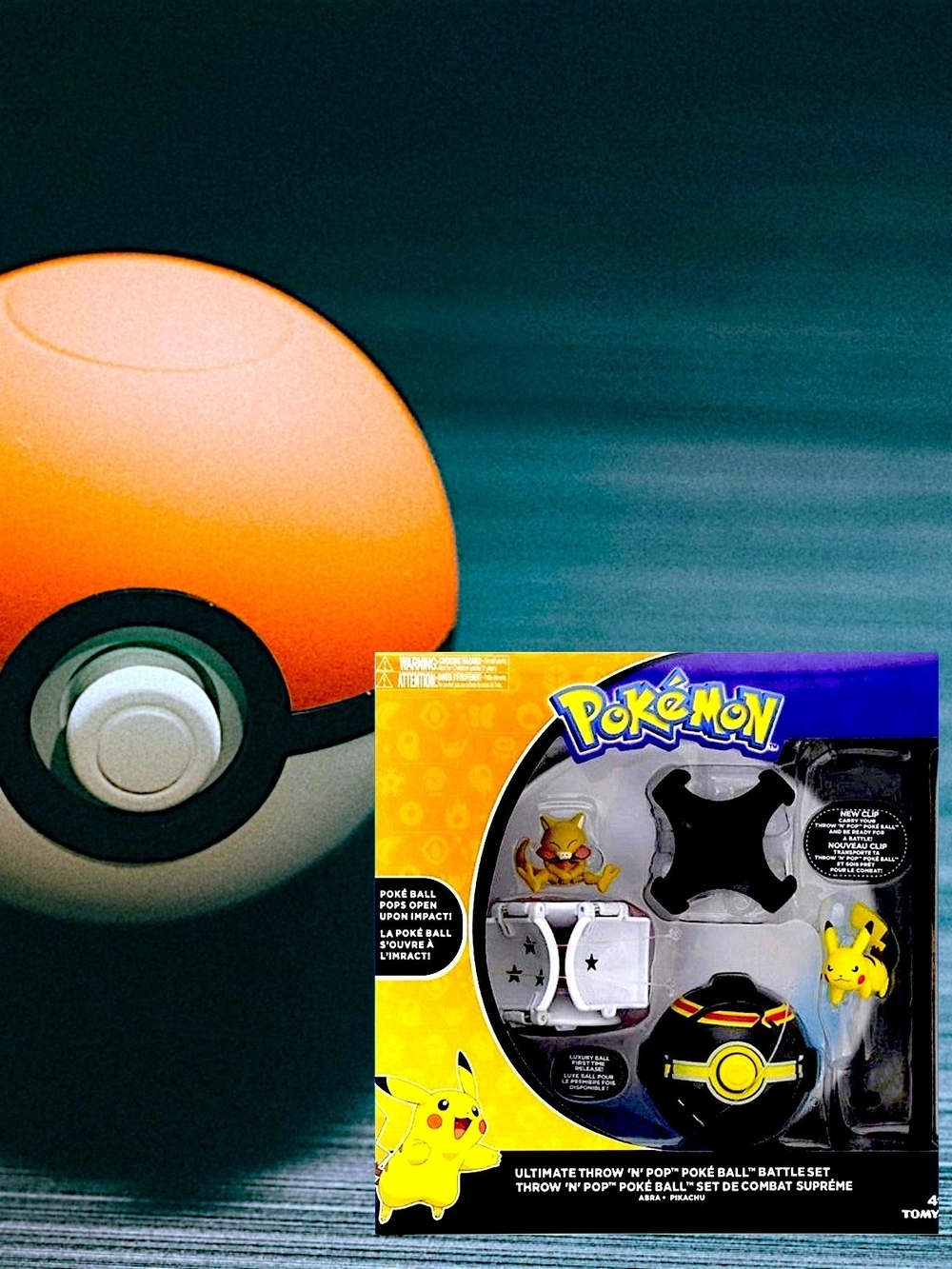 New Sealed Pokémon Ultimate Throw 'N Pop Battle Set - Abra Figure